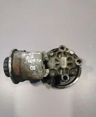 Toyota Avensis T250 Power steering pump