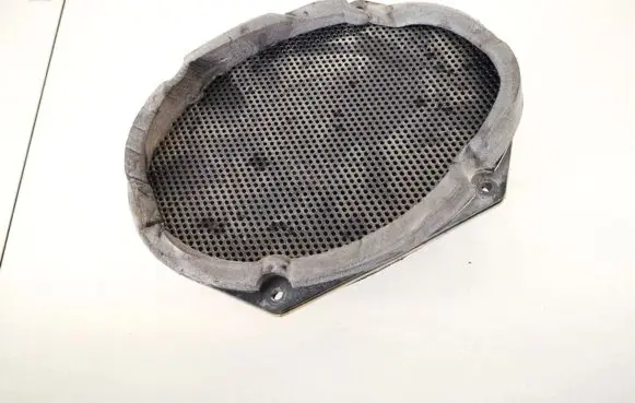 Side speaker trim/cover