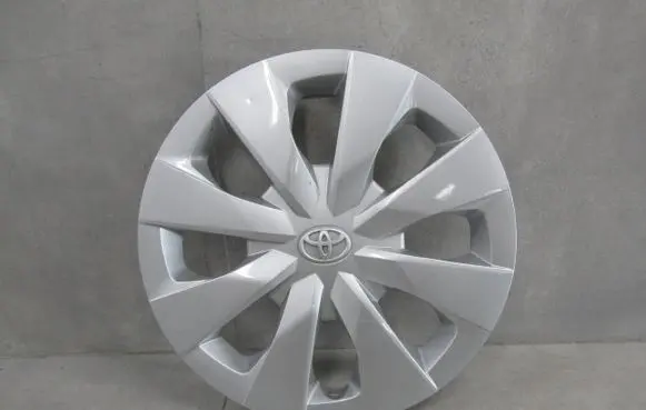 Toyota Corolla E210 E21 R15 wheel hub/cap/trim 4260202550