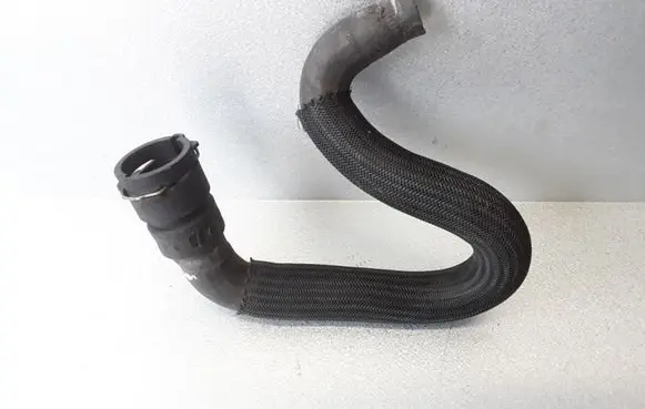 Volvo S80 Engine coolant pipe/hose