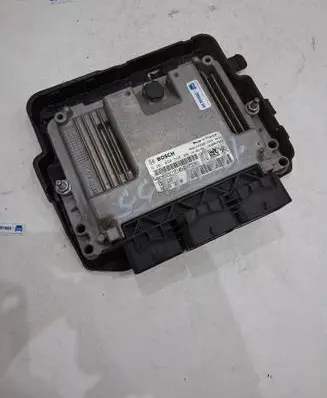 Citroen C4 Cactus Engine control unit/module ECU 9808016480 0281030548