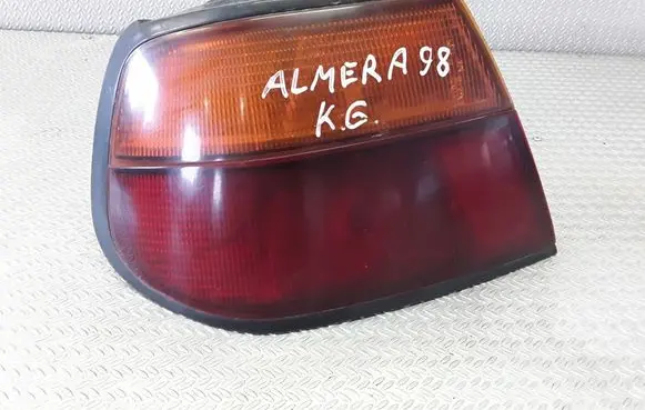 Nissan Almera Rear/tail lights