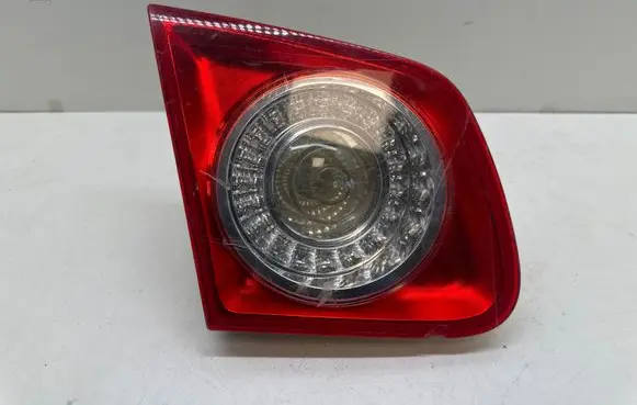 Volkswagen PASSAT B6 Tailgate rear/tail lights 1K5945093
