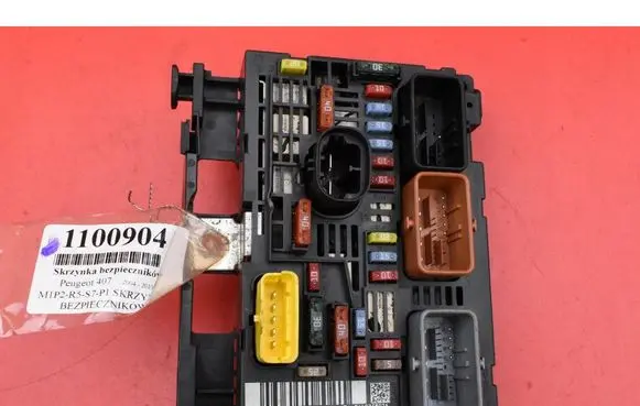 Peugeot 407 Fuse box set 9664705980
