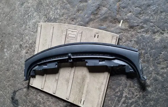 Volvo V50 Wiper trim 8687443