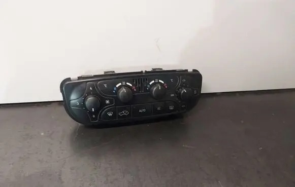 Mercedes-Benz C W203 Climate control/heater control trim A2038300785 9140010479