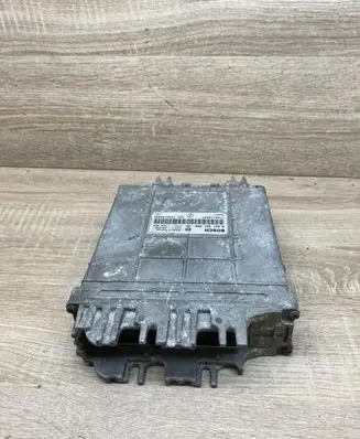 Renault Scenic I Engine control unit/module HOM7700105953 0281001809