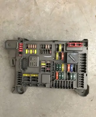 BMW X5 E70 Fuse box set 6931687