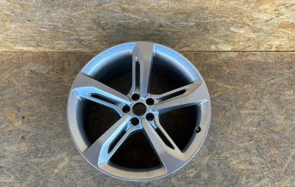 Audi Q7 4M R21 alloy rim 4M0601025 C07489