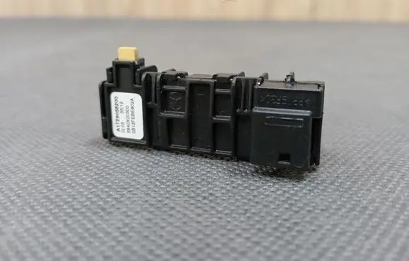 Mercedes-Benz E A207 Rain sensor 1729058200 A1729058200