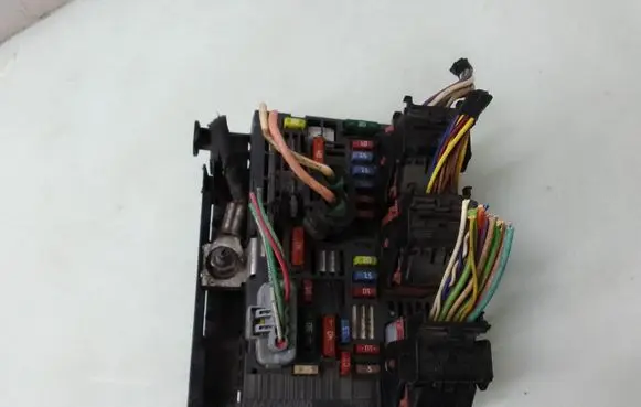 Citroen C5 BSM Control unit 9667044980