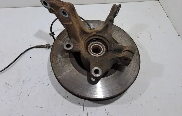 Dacia Sandero III Front wheel hub spindle knuckle