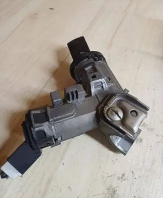 Mazda 6 Ignition lock K7400