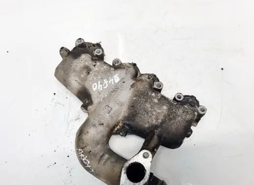 Volkswagen PASSAT B5 Intake manifold 028129713K