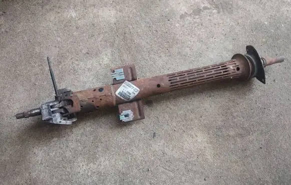 Jeep Grand Cherokee Steering wheel axle 52078378