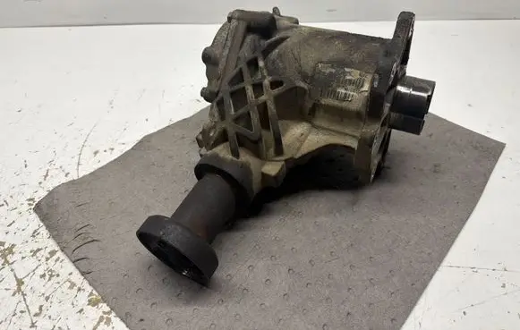 Volvo XC70 Gearbox transfer box case 31325104