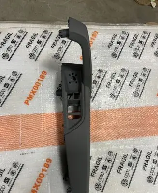 Audi Q5 SQ5 Front door card panel trim 80A867173