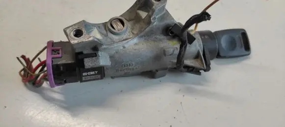 Audi A3 S3 8L Ignition lock 4D0905851D JL50823533