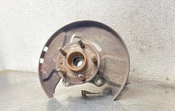 Opel Insignia A Front wheel hub spindle knuckle