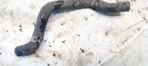 Toyota Avensis Verso Engine coolant pipe/hose