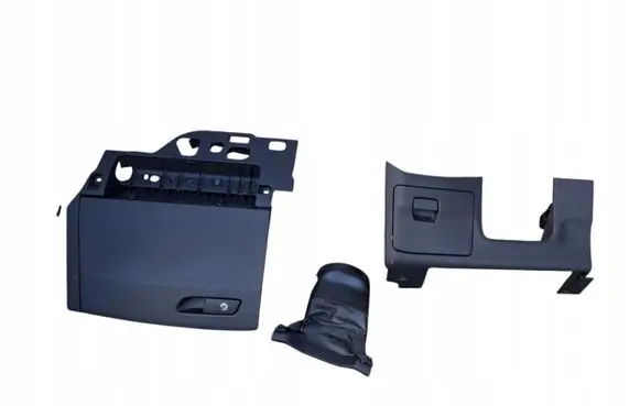 Audi A5 Glove box