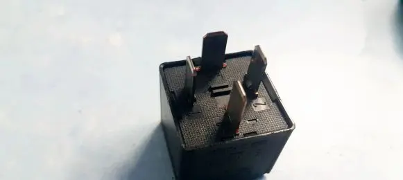 Ford Mondeo Mk III Other relay 2S7T14B192AA V23136B1X66