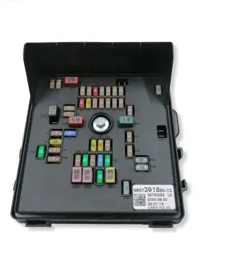 Citroen e-C3 Fuse module 9857391880