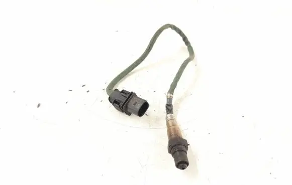 Mercedes-Benz C W204 Lambda probe sensor 0045427318 A0045427318