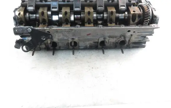 Volkswagen Touareg I Engine head R070103373A