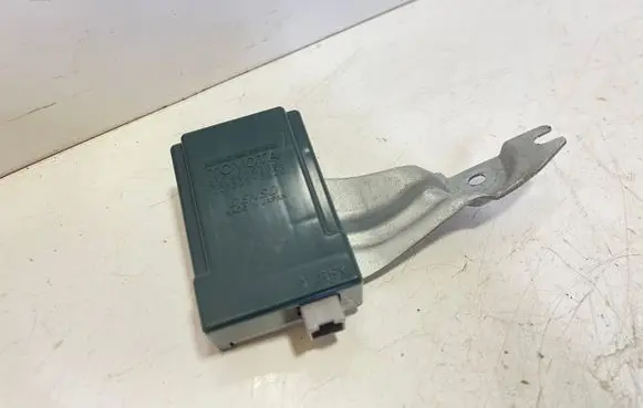 Lexus IS 220D-250-350 Door control unit/module 8974053060 2513003520