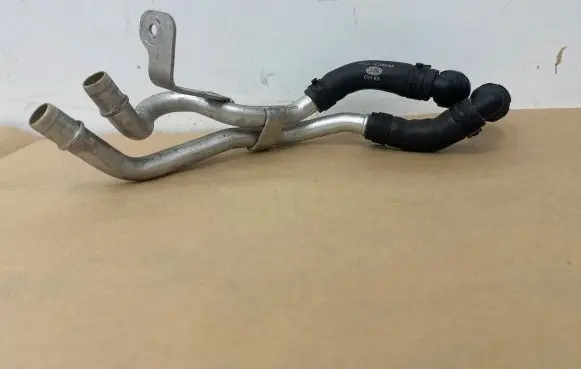 Land Rover Range Rover Sport L494 Engine coolant pipe/hose CPLA18C553AA