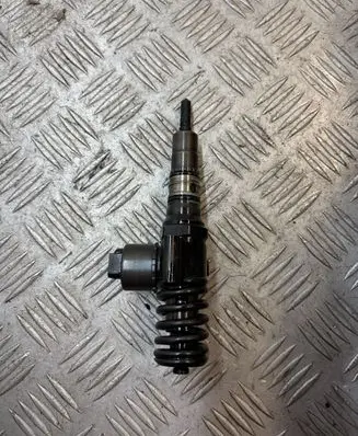 Skoda Octavia Mk2 (1Z) Fuel injector 03G130073G