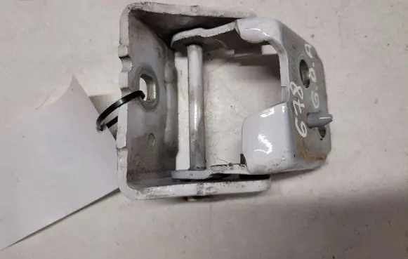 Citroen C5 Rear door lower hinge