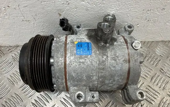 Mazda 6 Air conditioning (A/C) compressor (pump) F500AUCAA02 GHT6 FD463G100CC