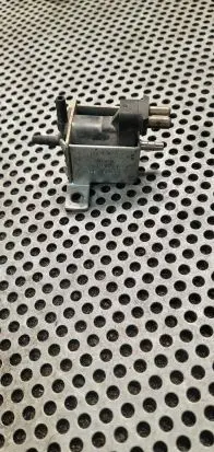 Mercedes-Benz Vito Viano W638 Turbo solenoid valve 72107150