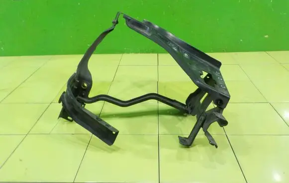 Mercedes-Benz E C207 W207 Other body part A2076200291 PRAWY