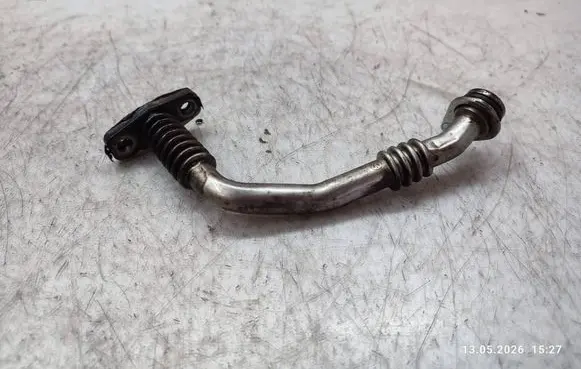 Skoda Karoq Turbo turbocharger oiling pipe/hose 04L145736H