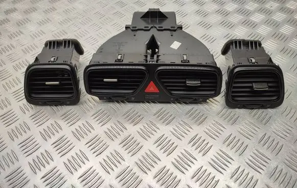Volkswagen Scirocco Dash center air vent grill 1Q0819735C 1Q0819703J 1Q0819704K