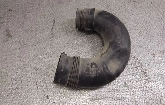 Volkswagen Caddy Air intake duct part 1K0129618BA
