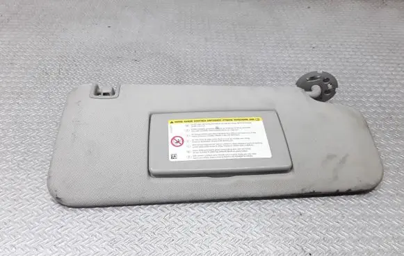 Chevrolet Orlando Sun visor