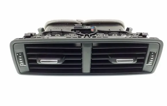 Audi Q7 4M Rear air vent grill 4M0819203B