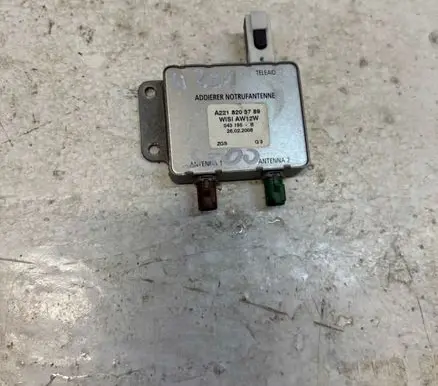 Mercedes-Benz S W221 Aerial antenna amplifier A2218203789 26022008 043195B