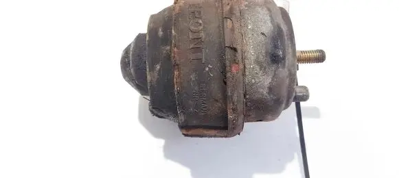 Volvo S60 Engine mount bracket