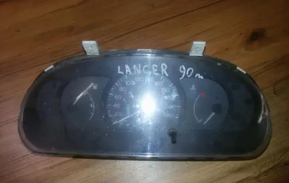Mitsubishi Lancer Speedometer (instrument cluster) mr168064 777850 mr168064777850
