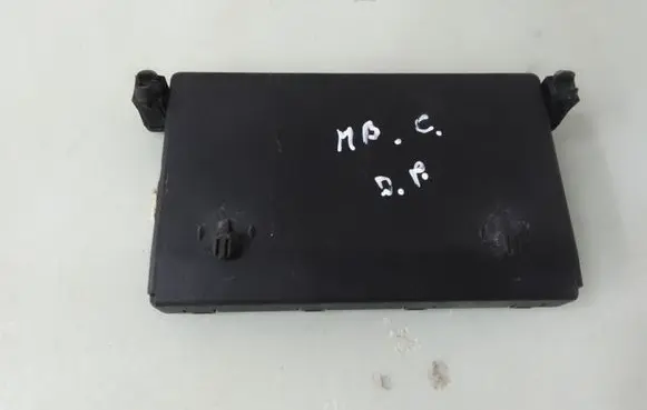 Mercedes-Benz C W203 Door control unit/module 2038206426