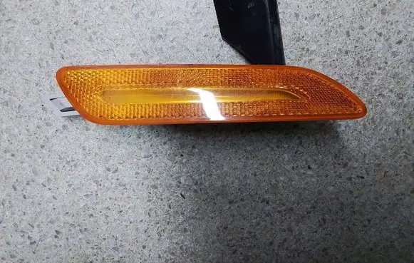 Porsche Cayenne (9Y0 9Y3) Front indicator light 971945062B