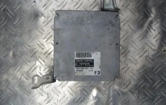 Toyota Corolla Verso E110 Engine control unit/module 896610f030 89661-0f030