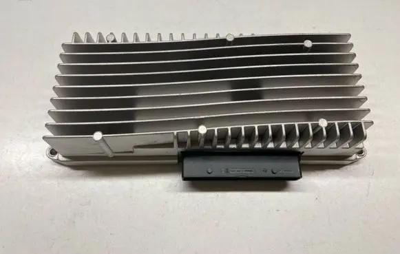 Audi A5 Sportback 8TA Sound amplifier 8R0035223G