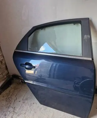Opel Vectra C Rear door