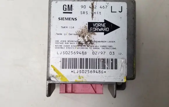 Opel Omega B1 Airbag control unit/module 90492467